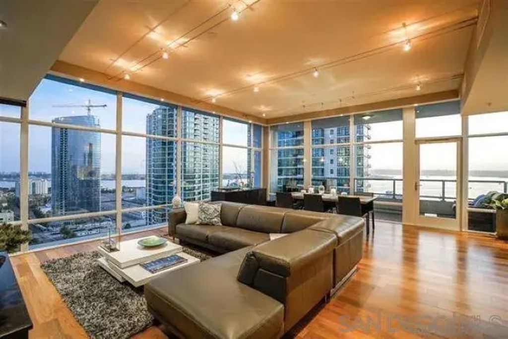 1262 Kettner 2204, Downtown (DT)