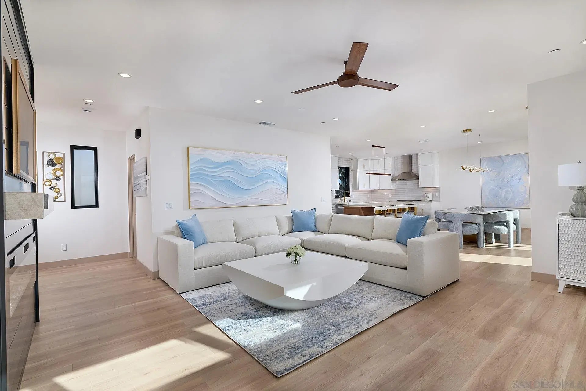 Photo of Listing #260002361