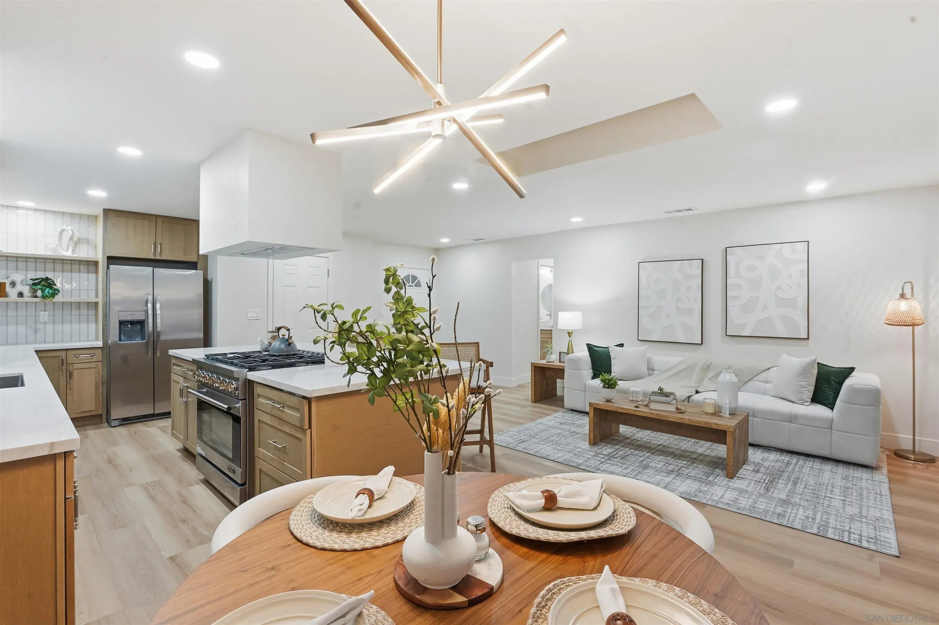 Photo of Listing #260002381