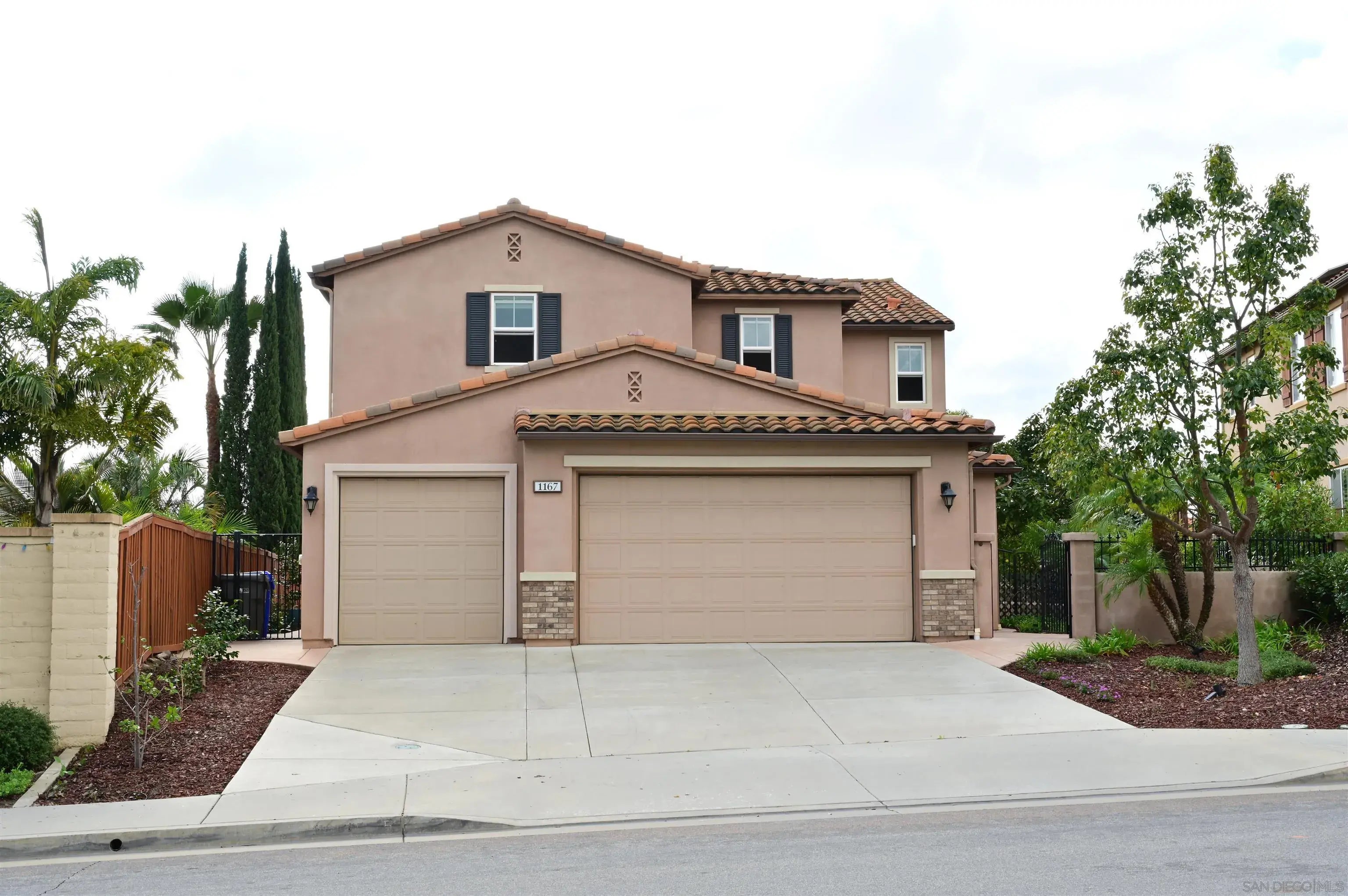 Photo of Listing #260002428