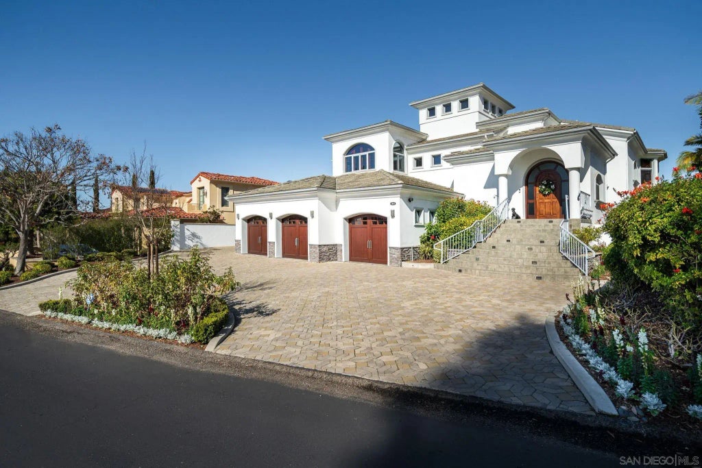 5848 Meadows Del Mar, CARMEL VALLEY