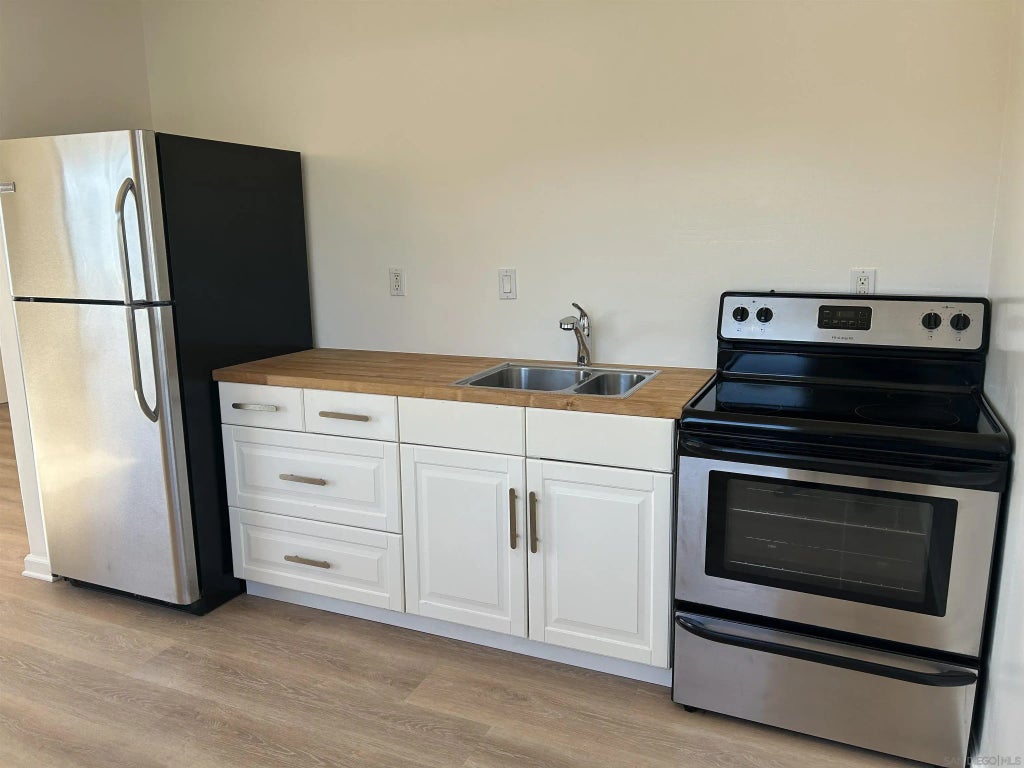 1038 S Coast Highway 101 D, Encinitas