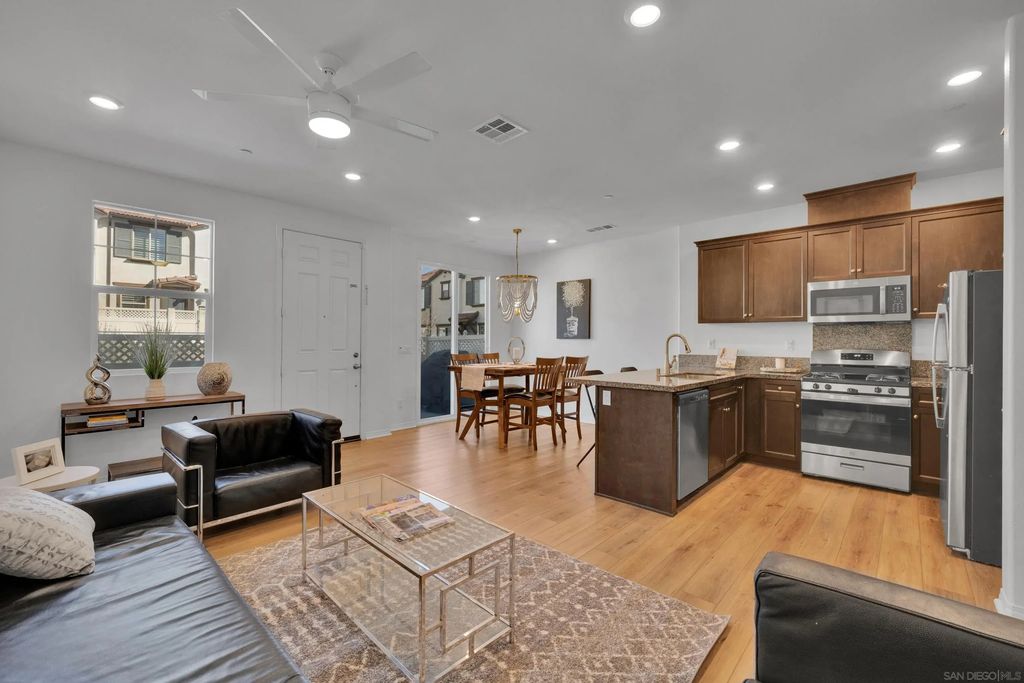 41984 Retsina St 705, Murrieta
