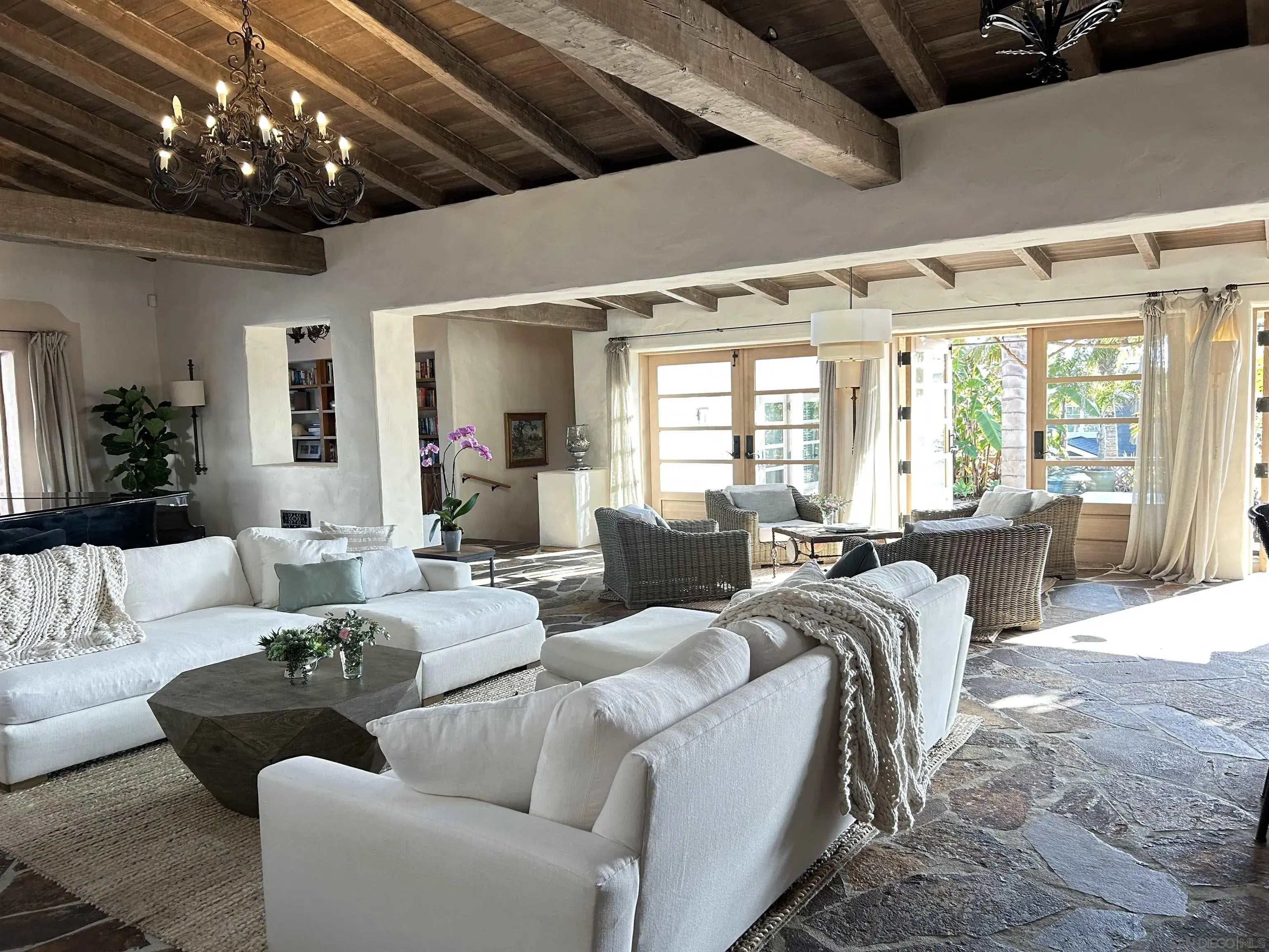 Photo of Listing #260002868