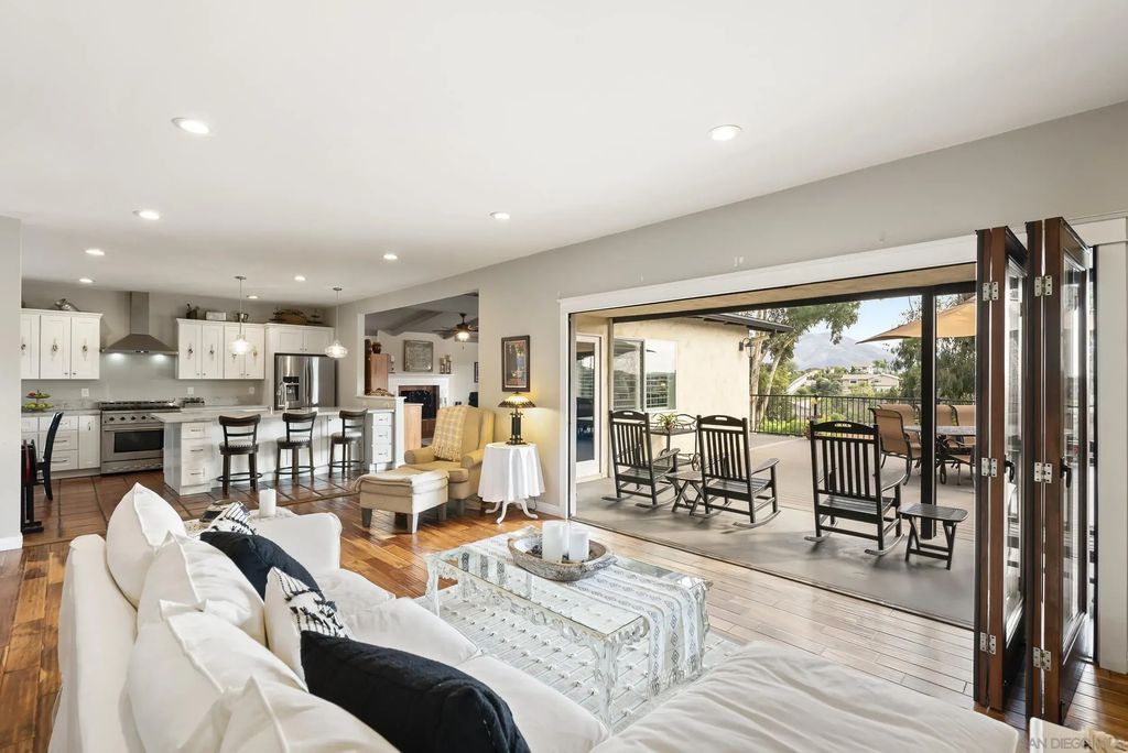 4214 Bobbie Ln, La Mesa