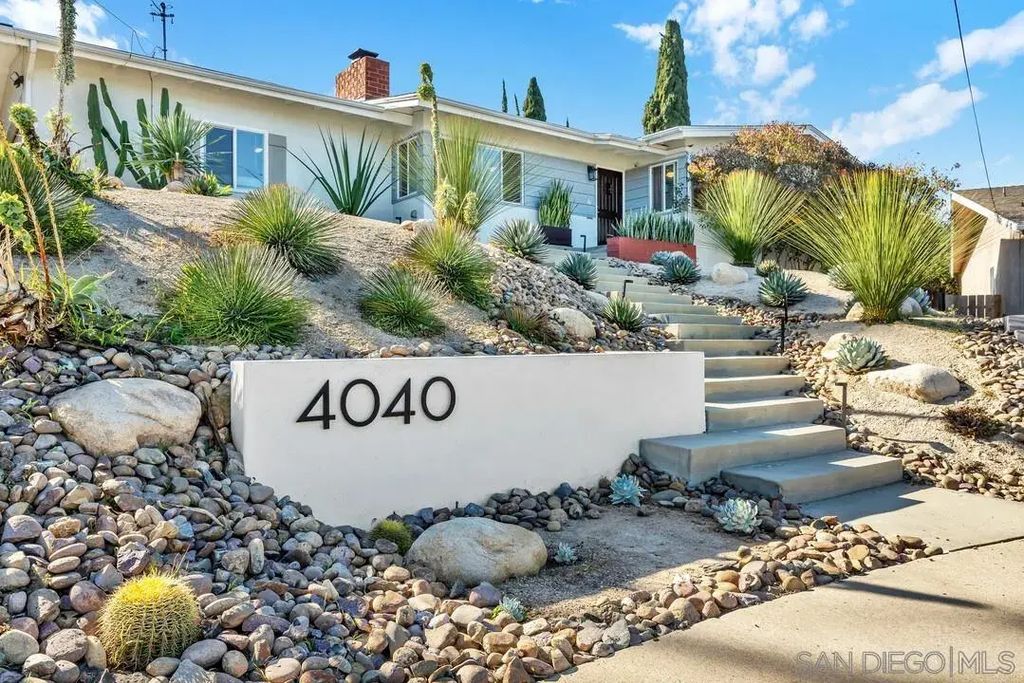 4040 Apore St, La Mesa