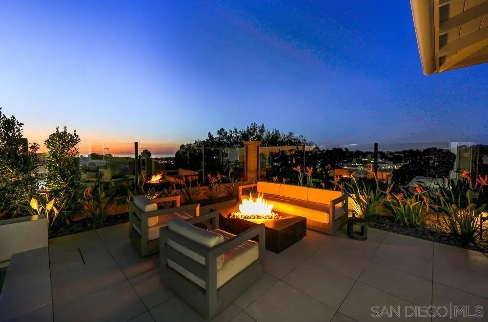 664 Sea Ridge Ct, Encinitas
