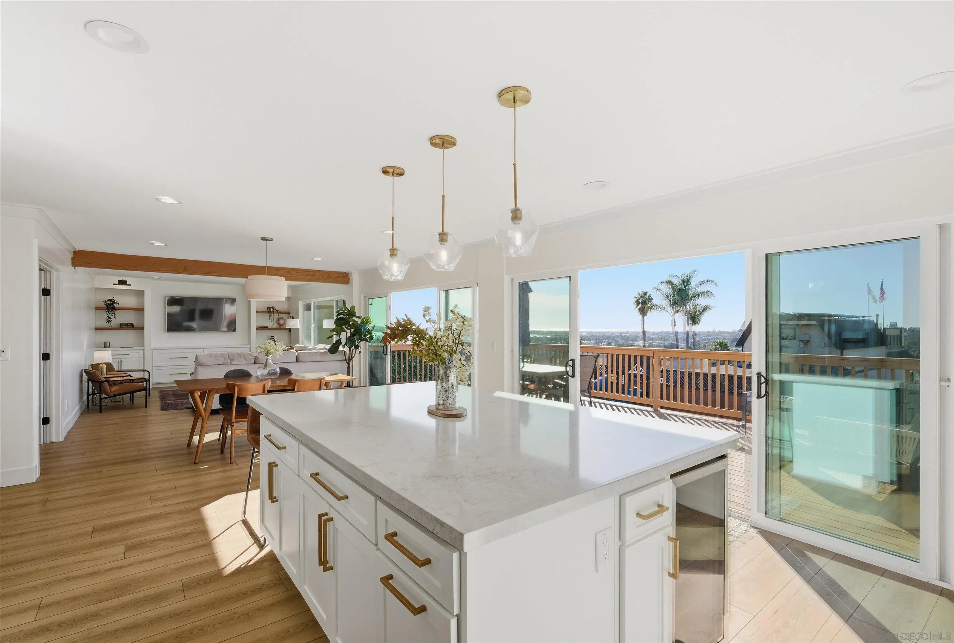 Photo of Listing #260003257