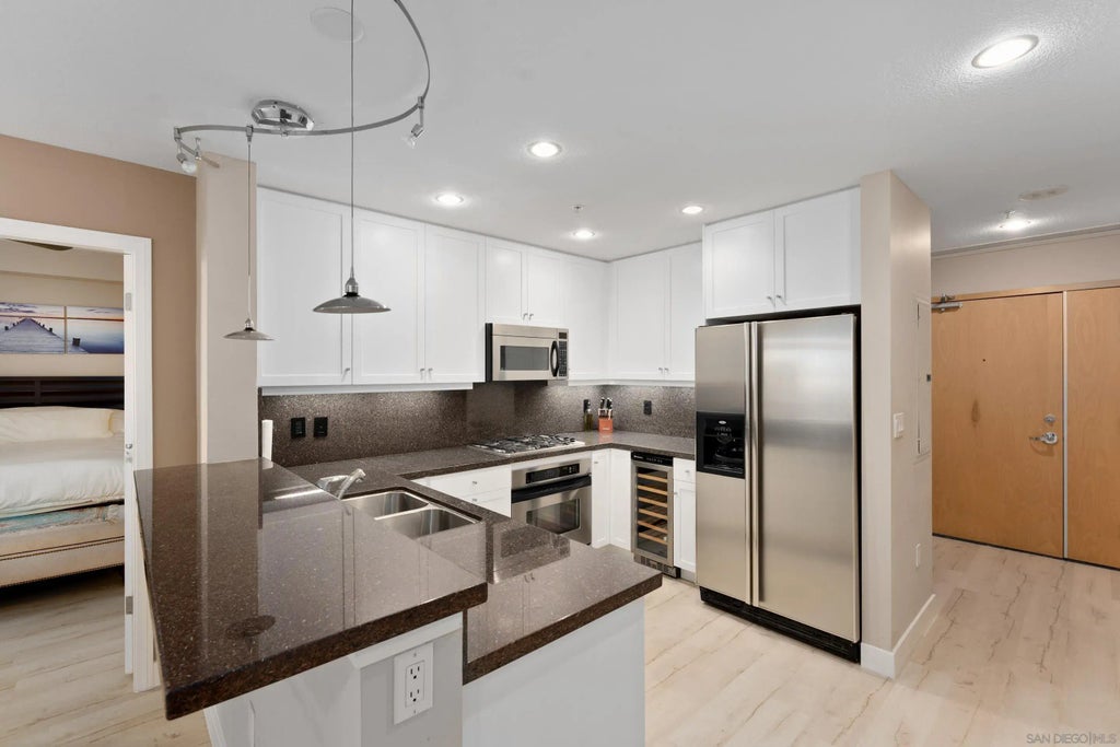 850 Beech St 701, DOWNTOWN