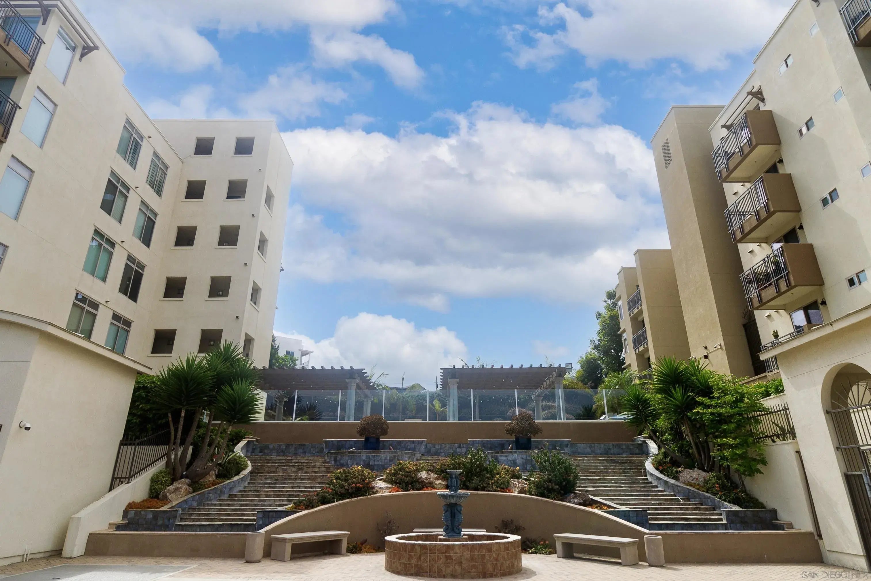 Photo of Listing #260003373