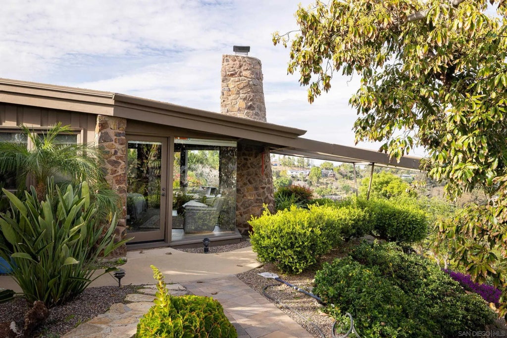 4421 Mayapan Drive, La Mesa