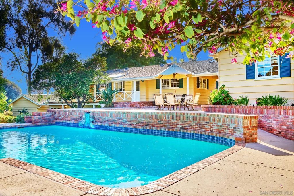 10155 Vista De La Cruz, La Mesa