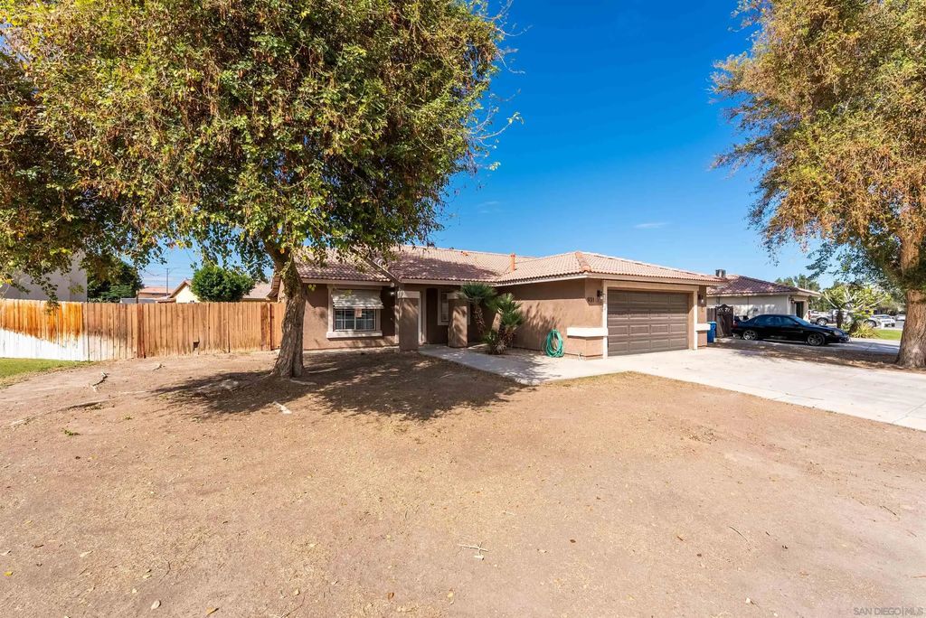 931 Jones St., Brawley