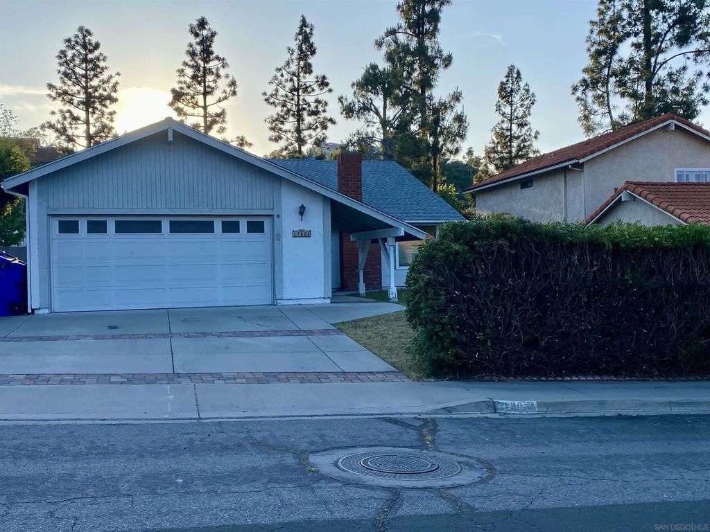 17908 Valladares Dr, RANCHO BERNARDO