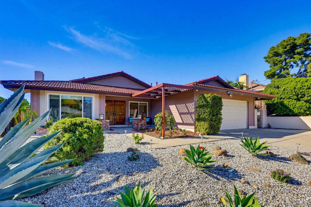 7422 Conestoga Way, DEL CERRO