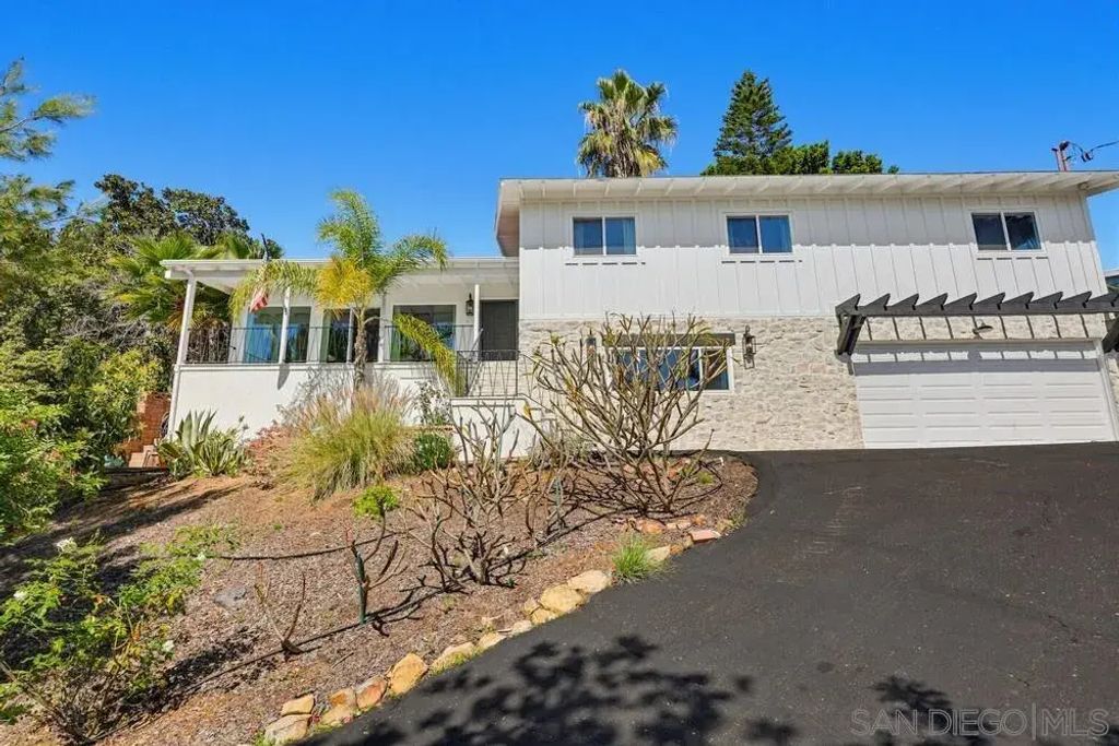 4410 Conrad Dr., La Mesa