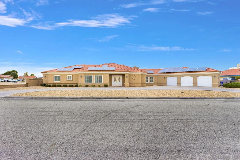 14492 Mast Lane, Helendale