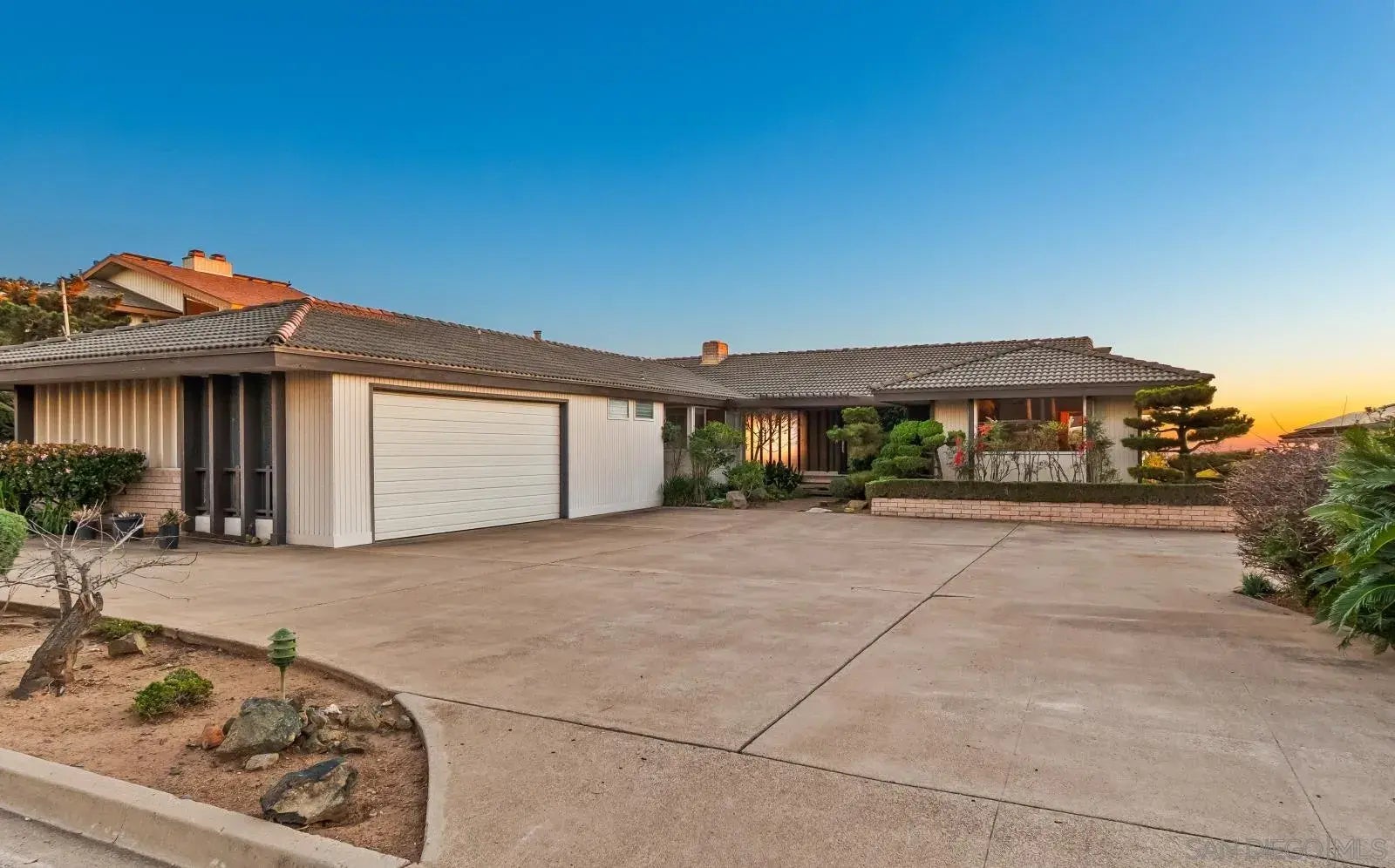 Photo of Listing #260005239