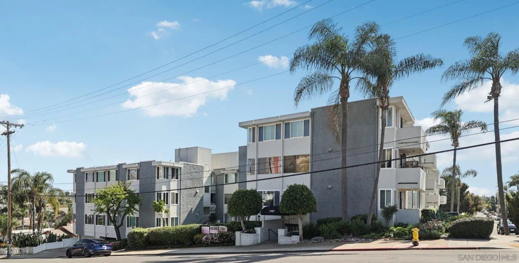 1907 Robinson Ave 105, NORTH PARK