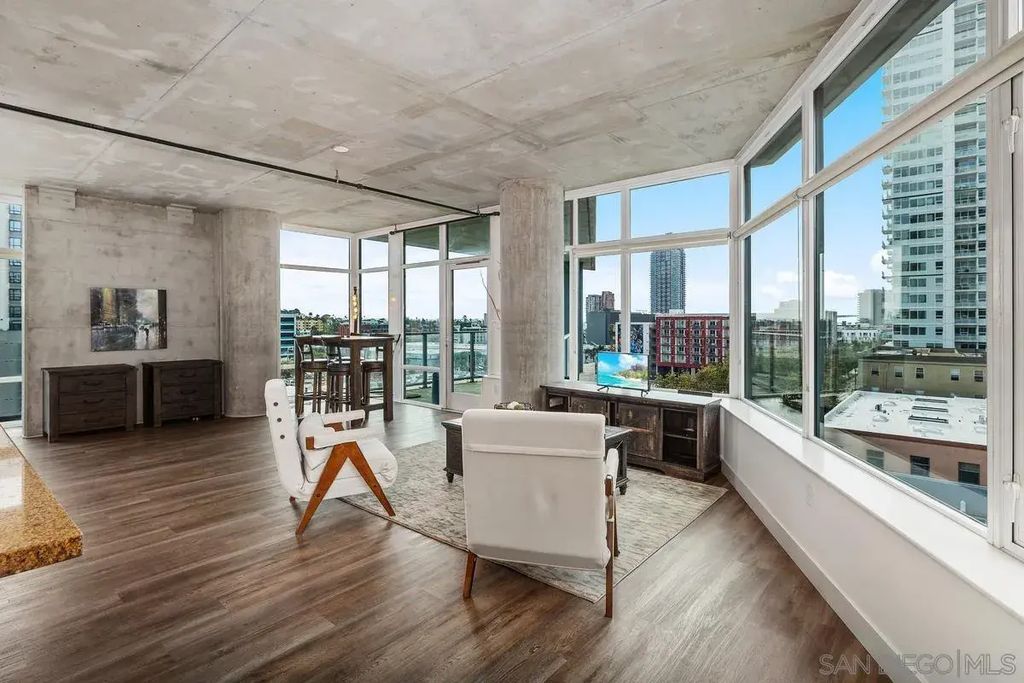 1080 Park Blvd 515, Downtown (DT)