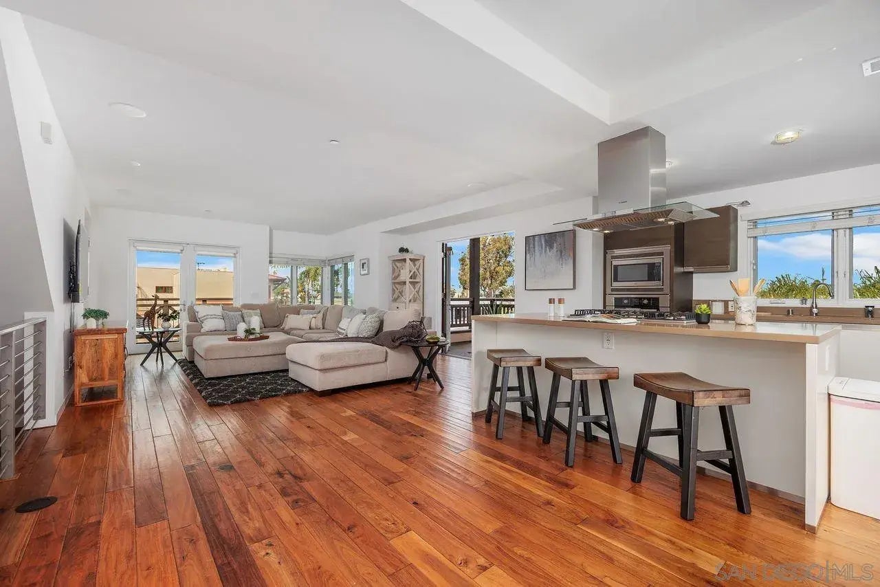 Photo of Listing #260005837