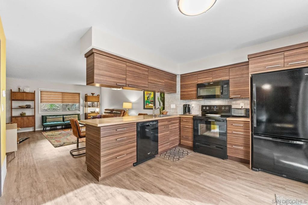5800 Lake Murray Blvd 88, La Mesa