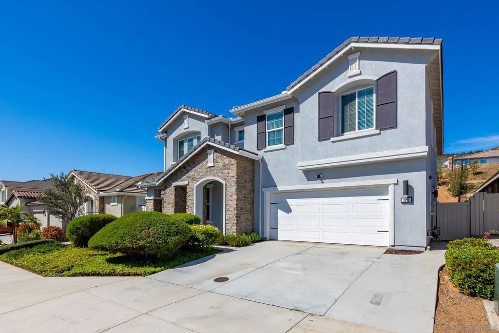 3029 Via De Todos Santos, Fallbrook