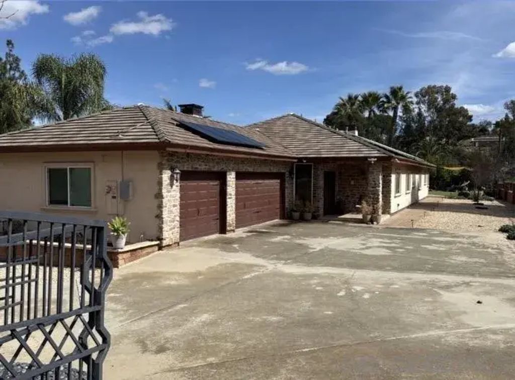 1737 Adrian Ct, Alpine