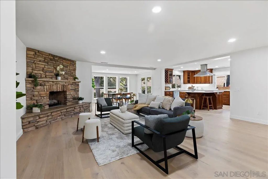 16902 Via De Santa Fe 12, Rancho Santa Fe