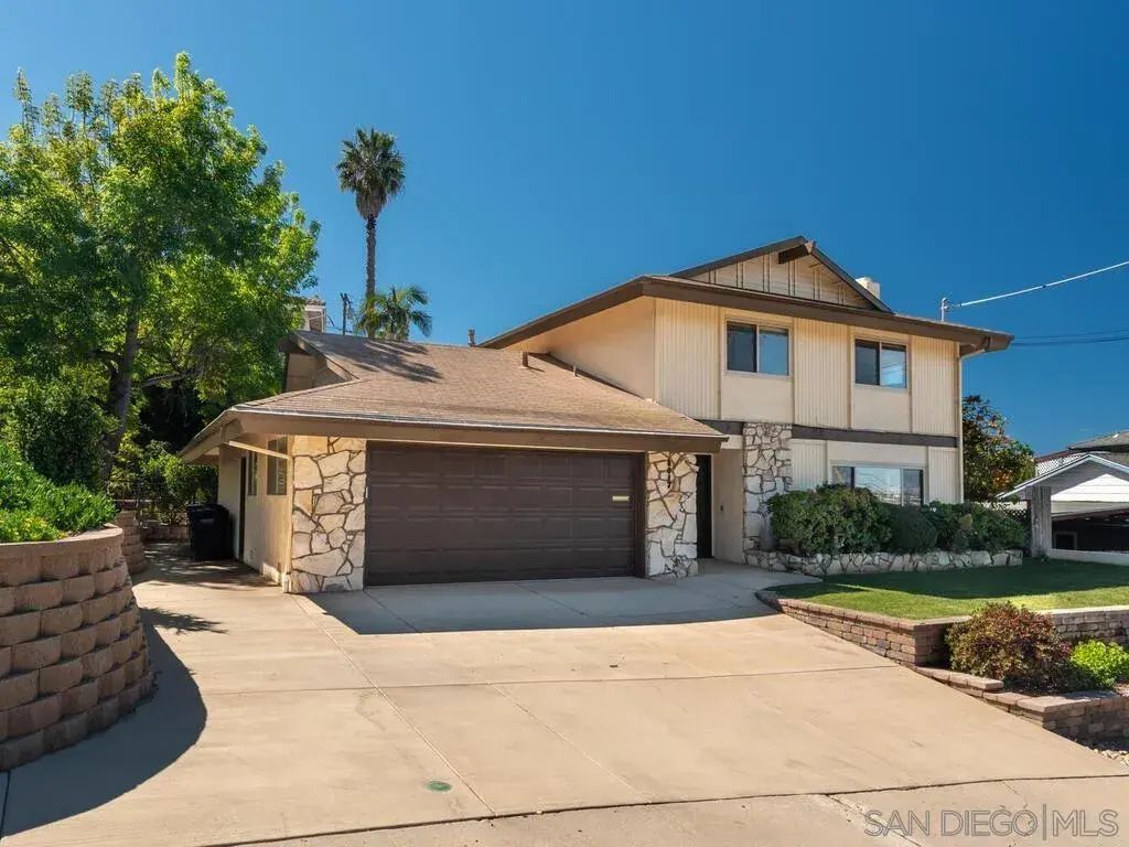 8017 Wetherly St, La Mesa
