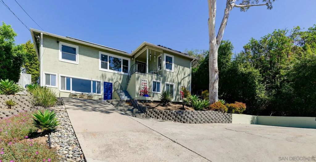 8648 Alpine Ave, La Mesa