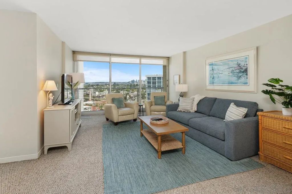 1720 Avenida Del Mundo 1501, Coronado