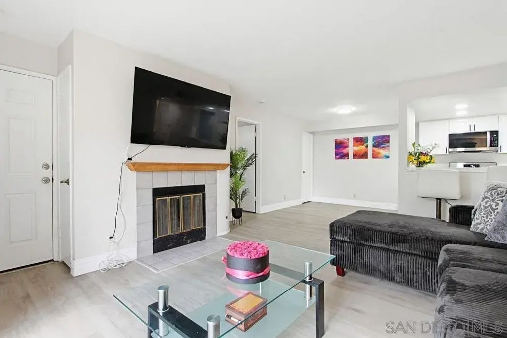 9418 Twin Trails Dr 102, RANCHO PENASQUITOS