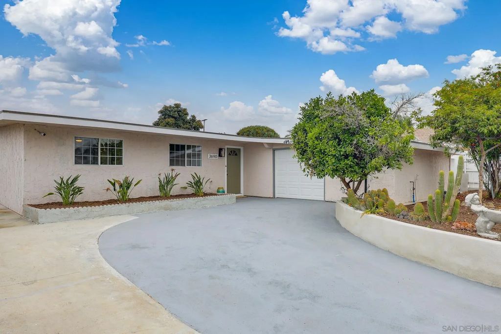 3690 Chanute, SAN DIEGO