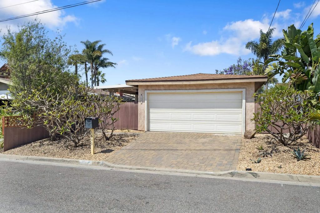 1602 Grandview St, Oceanside