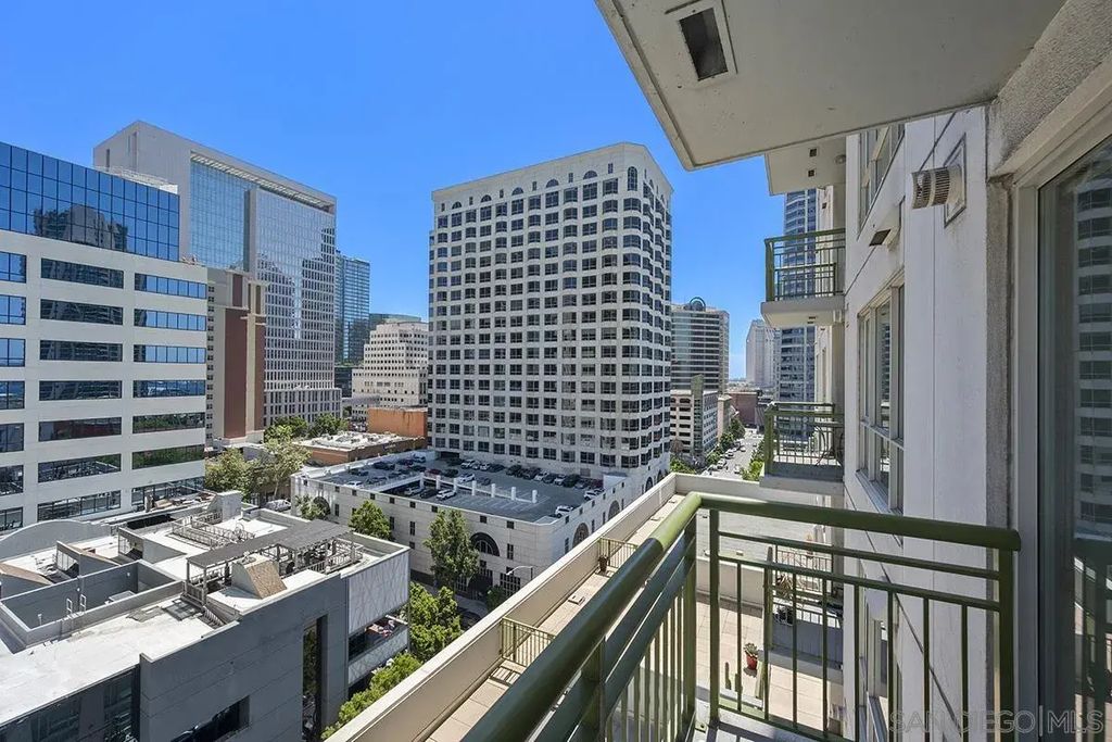 1240 India Street 1205, DOWNTOWN