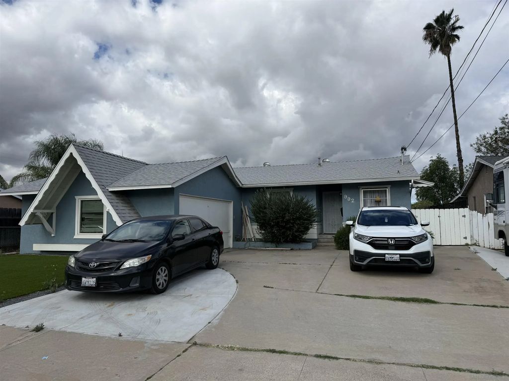 992 Alveda Avenue, El Cajon