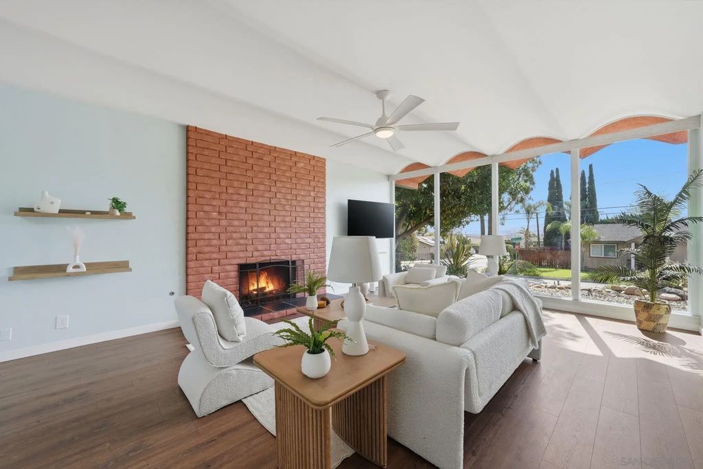 1760 Essex Street, El Cajon