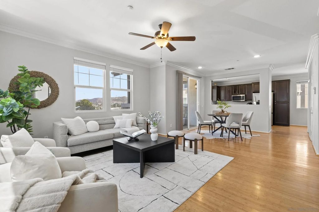 1015 Iron Wheel St, Santee
