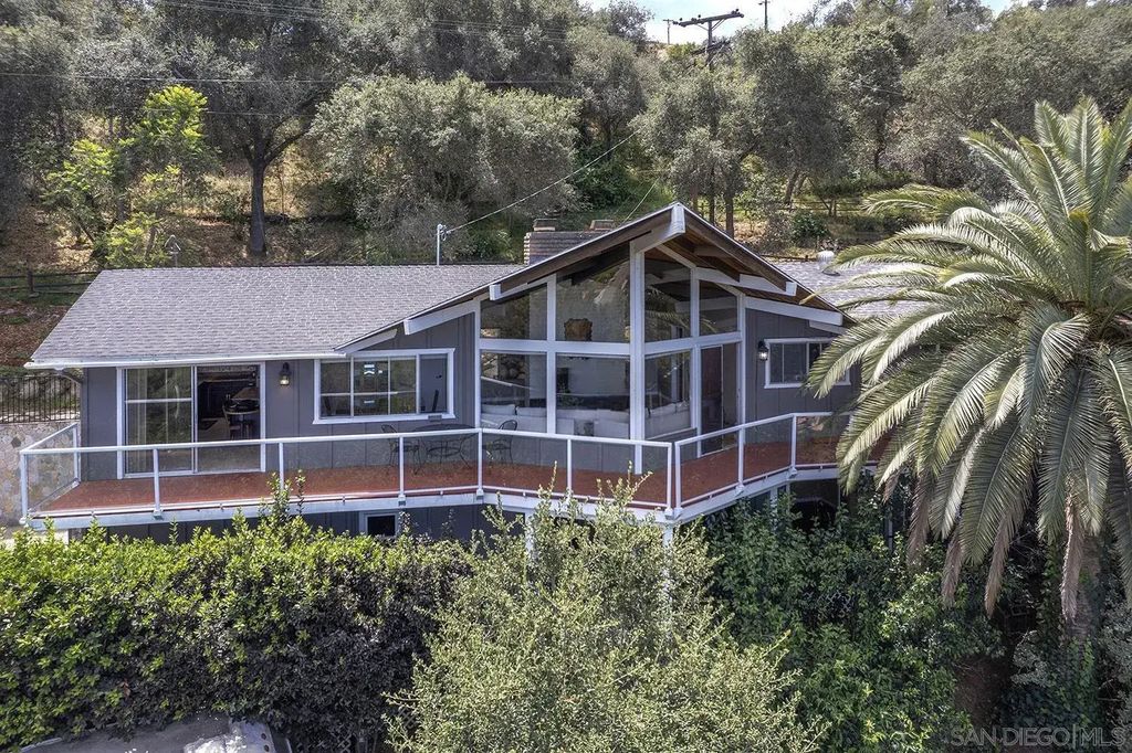 2373 Carroll Ln, Escondido