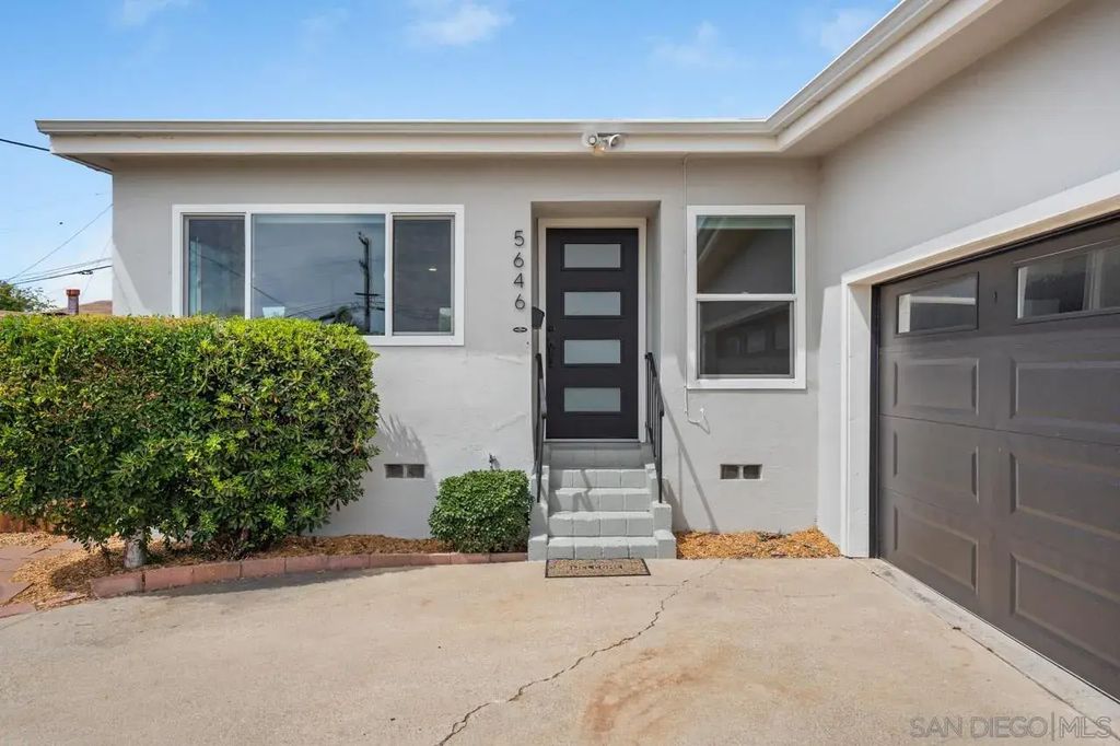 5646 Roanoke, PARADISE HILLS