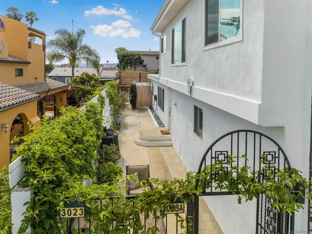 3023 Sterne, POINT LOMA