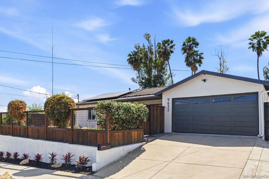 9632 Cambury Dr., Santee