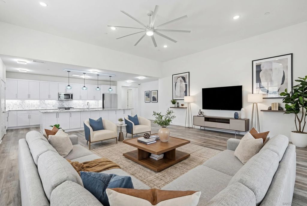8961 Trailridge, Santee