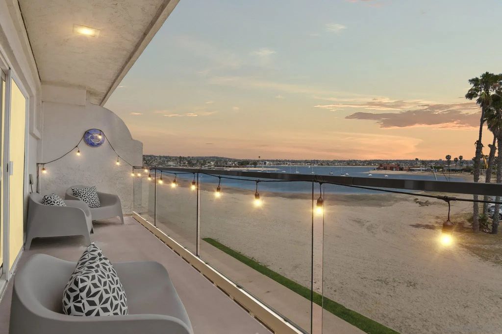 3500 Bayside Walk 3c, MISSION BEACH
