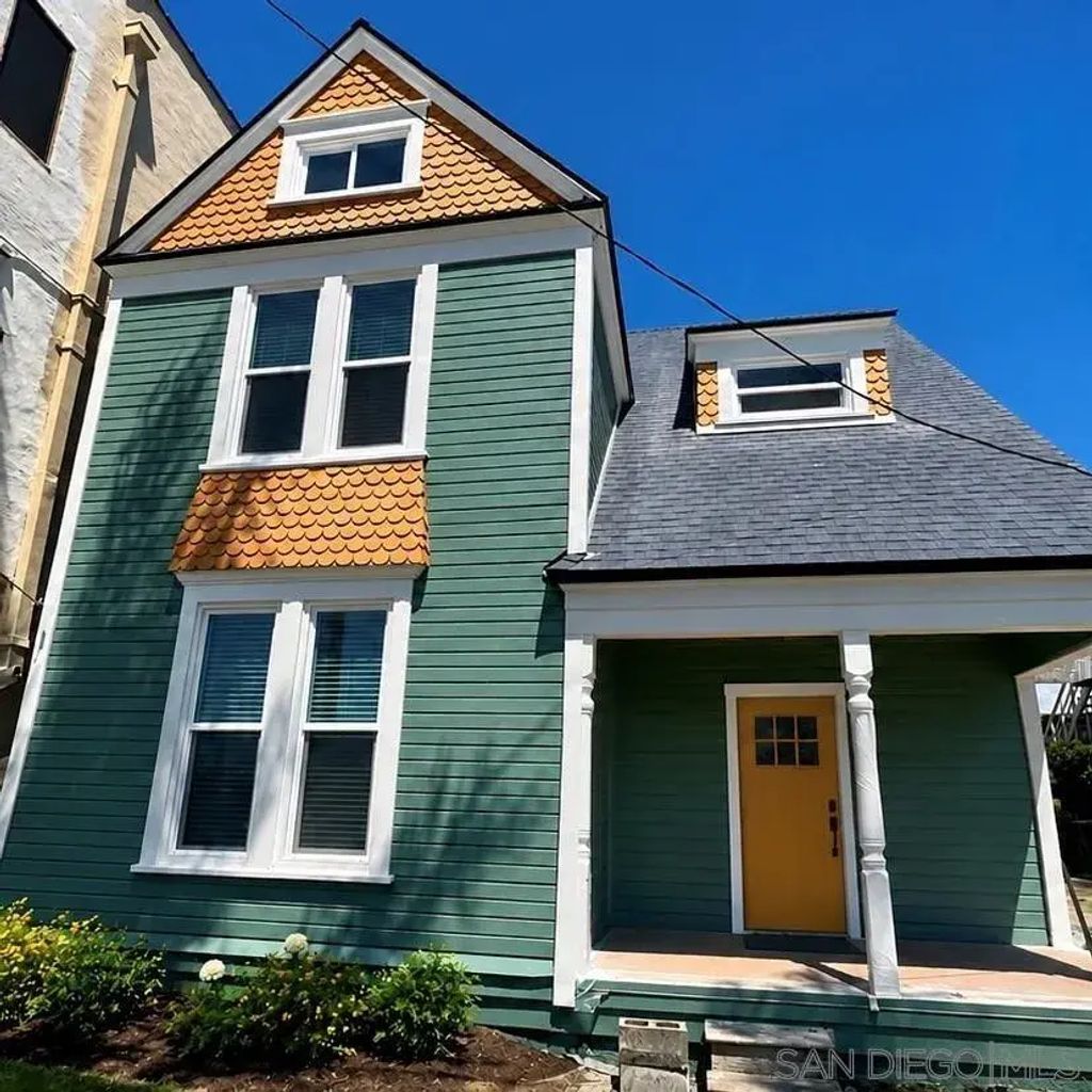 2253 Brant Street, Downtown Area (DOWN)