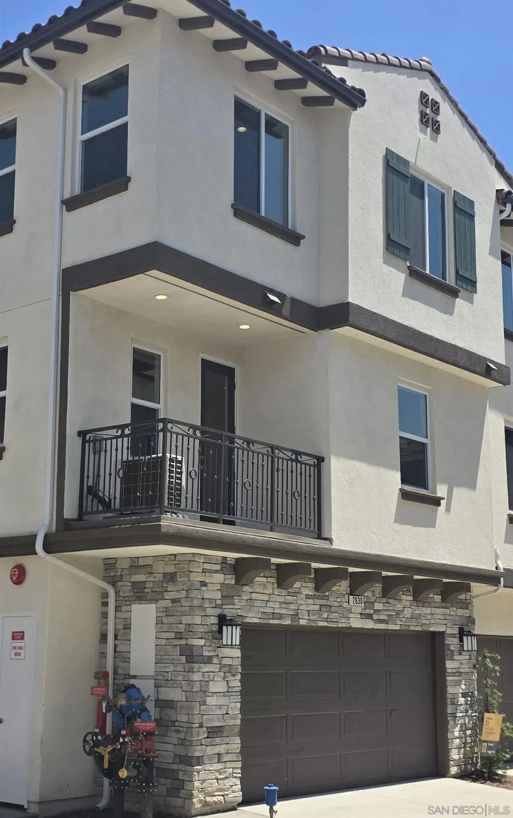 2630 Buckwheat Glen, Escondido