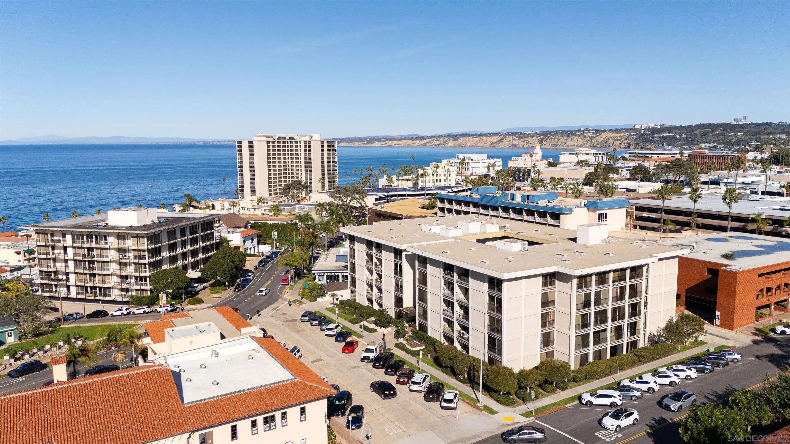 Photo of Listing #2600100