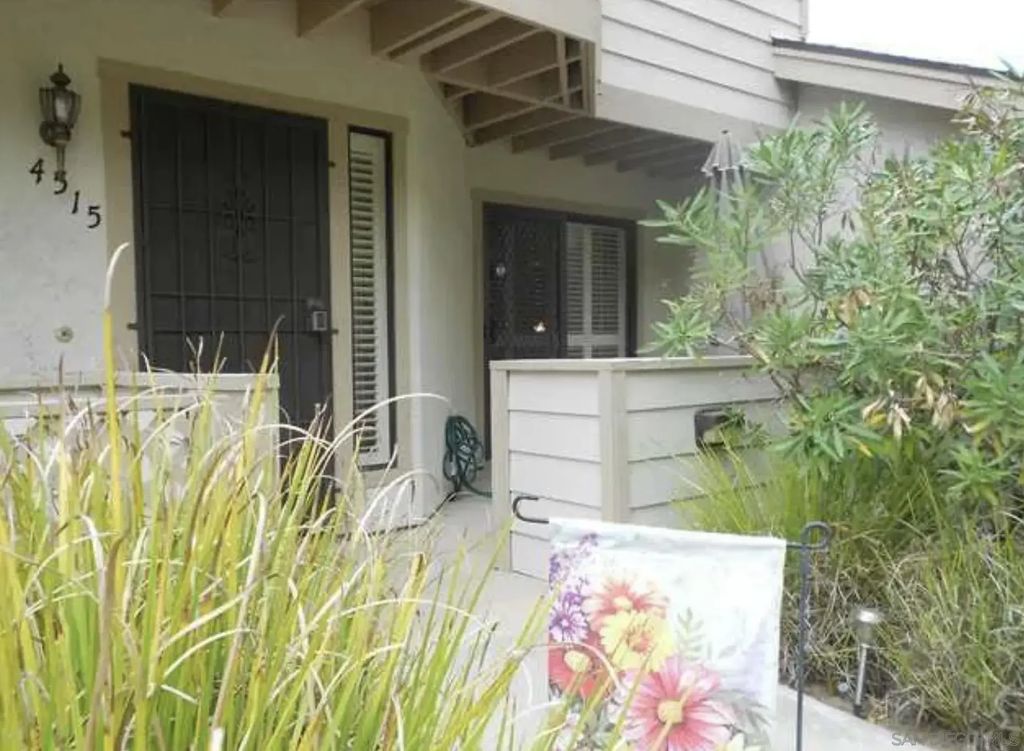 4515 Chateau Drive, CLAIREMONT