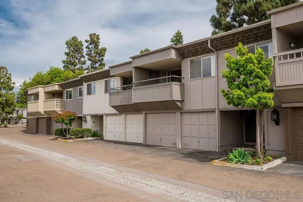 6269 Caminito Salado, LINDA VISTA